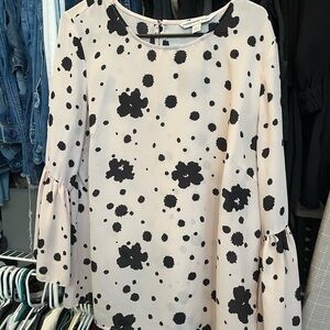 Floral Print Women's Blouse - Black and Cream